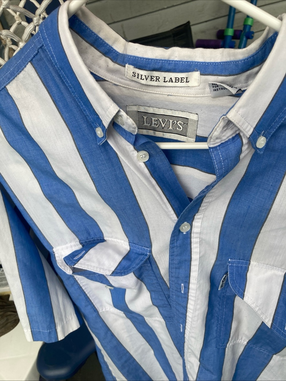 Vertical Stripe Short Sleeve Button-Up Shirt 90’s silver label Levi’s blue white